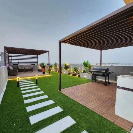 تصميم جلسات خارجية بالرياض | أحدث مظلات وسواتر حدائق 2027